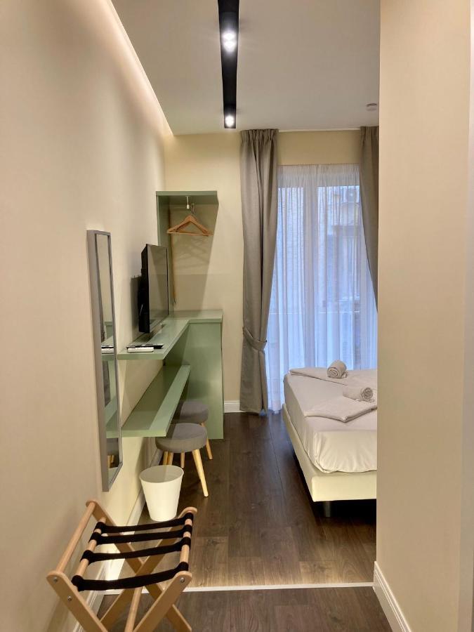 South Hands Luxury * Naples